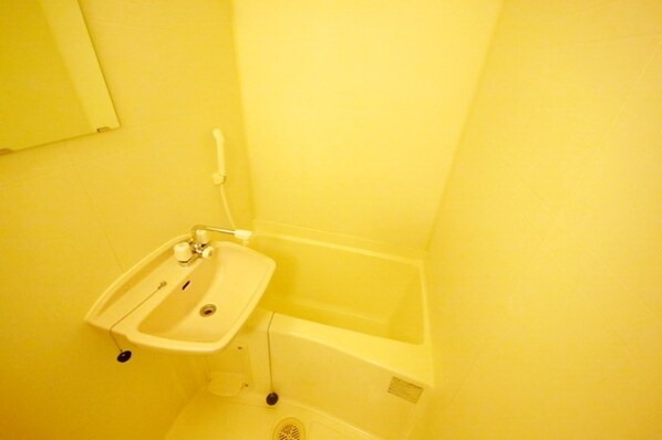 レオパレスフェリース上野の物件内観写真